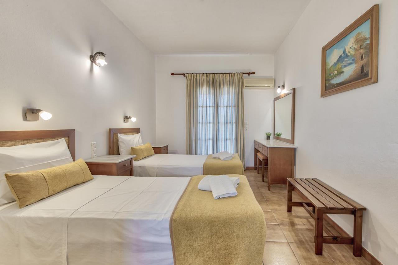 Aparthotel Nicole *